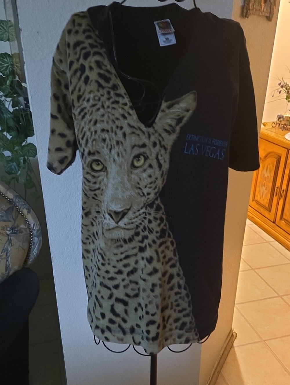 EXTINCTION IS FOREVER t. Shirt m.